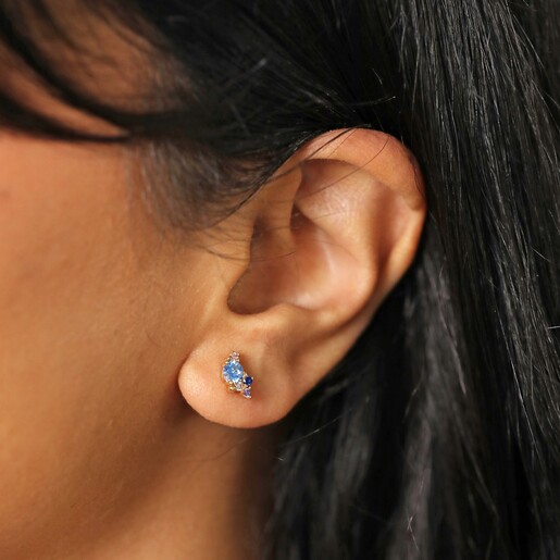 Model Wearing Earrings Close up of model wearing March Birthstone Cluster Stud Earrings in Silver