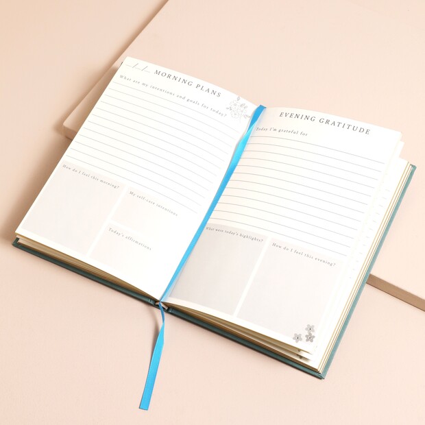 Green Floral Daily Gratitude Journal | Books | Lisa Angel