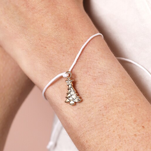Close Up Model Shot ofLittle Bear Co Christmas Tree Wish Bracelet With Gift Writing Card 