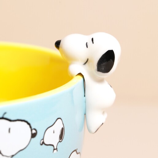 Close Up of 3D Snoopy Close Up of House of Disaster Peanuts 'Be Happy' Cup