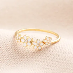 Sterling Silver Resin Daisy Ring in Gold