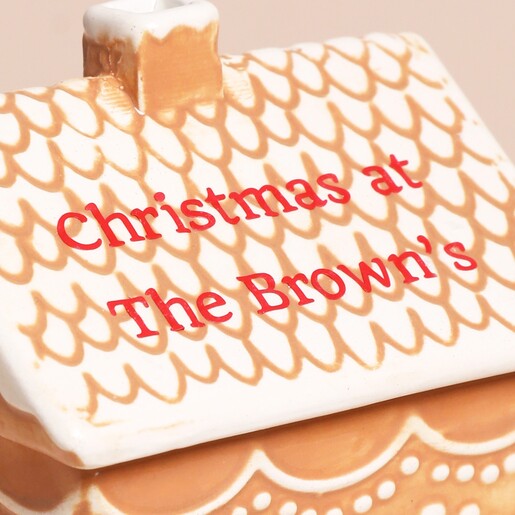 Close Up of Personalised Gingerbread House Ceramic Wax Melt Burner Roof