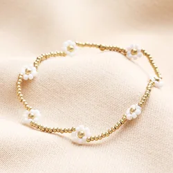 Stainless Steel White Daisy Beaded Bracelet in Gold