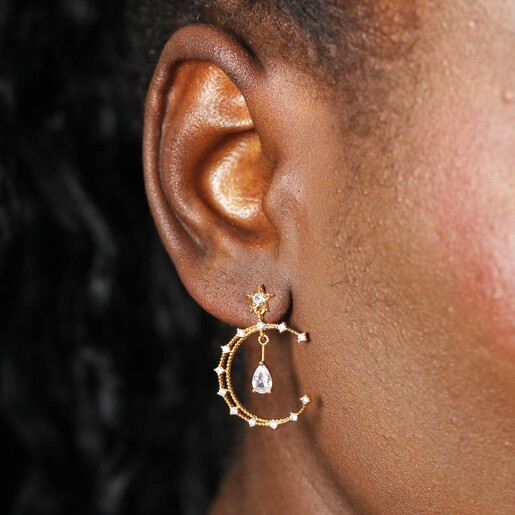 Model Wearing Earrings Model Wearing Crystal Moon and Teardrop Drop Earrings in Gold