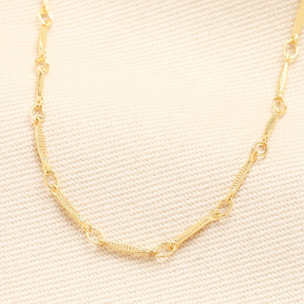 Fish Chain Necklace in Gold Fish Chain Necklace in Gold