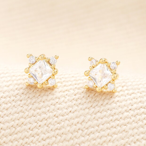 Tiny Crystal Star Stud Earrings in Gold Tiny Crystal Star Stud Earrings in Gold