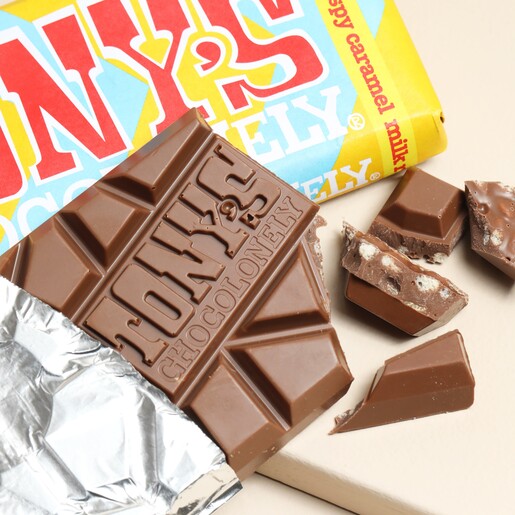 Close Up of Chocolate Inside Tony's Chocolonely Milk Chocolate Caramel Rice Crisp Bar