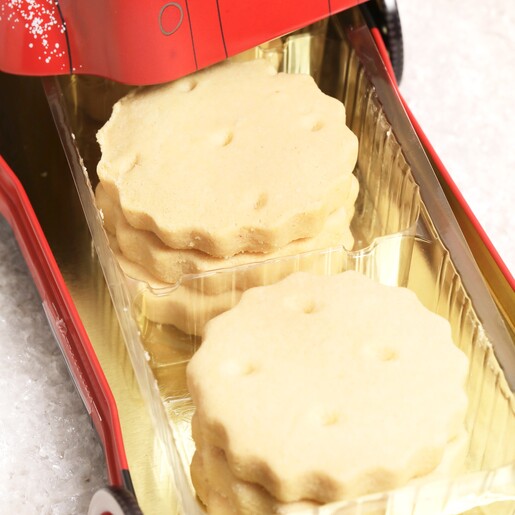 Christmas Truck Butter Shortbread Tin