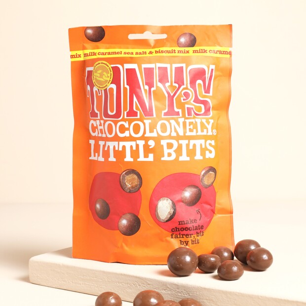 Tony's Chocolonely Littl' Bits Salted Caramel Sea Salt Biscuit Tony's Chocolonely Littl' Bits Salted Caramel Sea Salt Biscuit
