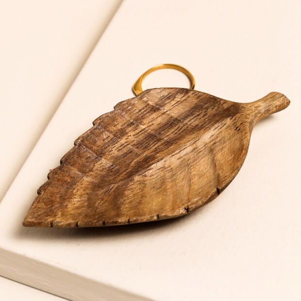 East of India Small Wooden Hornbeam Leaf Flat Dish	