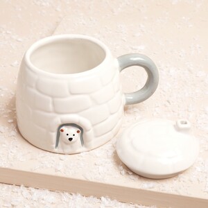 Novelty Igloo Christmas Mug