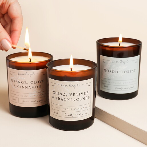 Shiso, Vetiver and Frankincense Jar Candle With 3 Other Fragrances