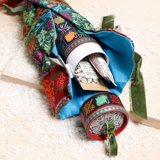 Heathcote & Ivory Use & Reuse Fabric Cracker Hand & Lip Gift Set