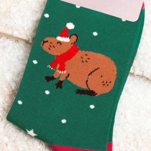Miss Sparrow Green Christmas Capybara Bamboo Socks