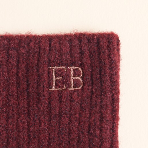 Close Up of Personalised Initial Burgundy Knitted Hand Warmers