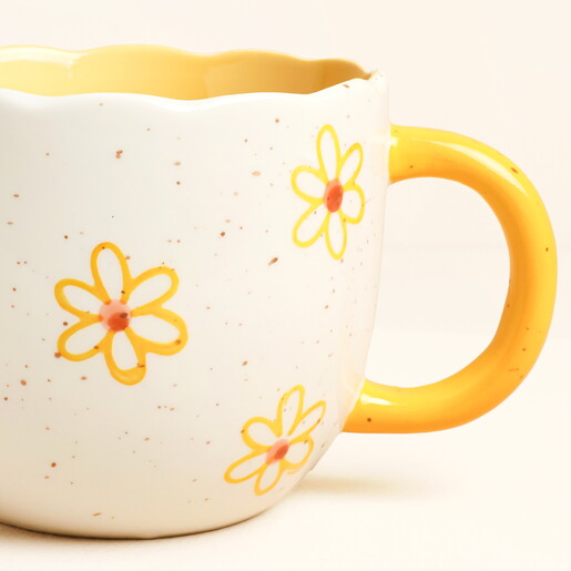 Sass & Belle Surprise Highland Cow MugSass & Belle Surprise Highland Cow Mug