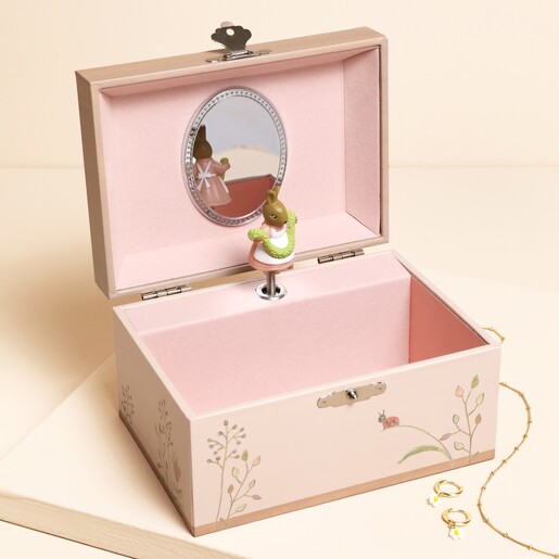 opened jewellery box