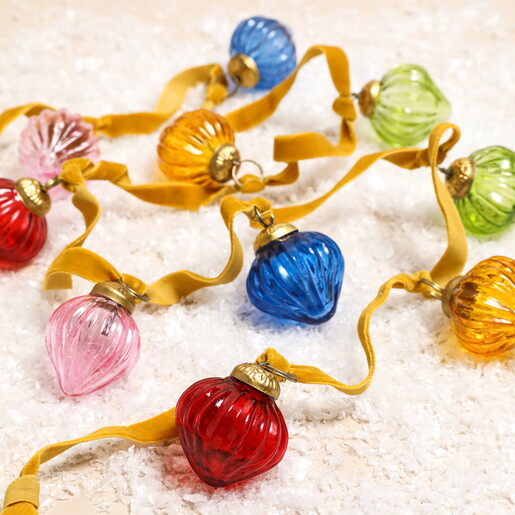 Bright Bauble Ribbon Garland