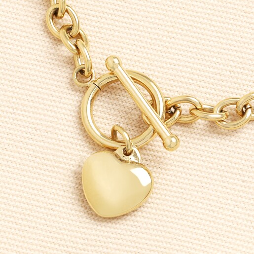 Close Up of Stainless Steel T-Bar Heart Charm Bracelet in Gold