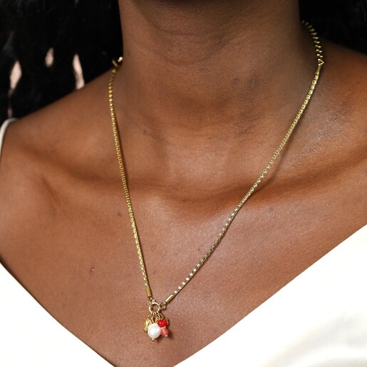 Freshwater Pearl and Clover Charms Pendant Necklace in Gold