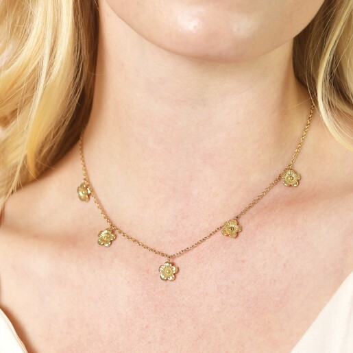 Stainless Steel Blossom Flower Pendant Necklace in Gold