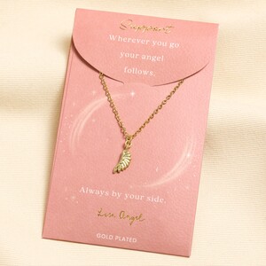 Gold Wing Carded Necklace 