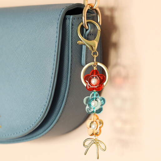 Pearl Flower and Bow Charm Keyring in Gold