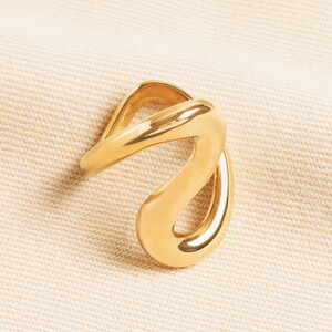 Stainless Steel Statement Swirl Ring in Gold S/M