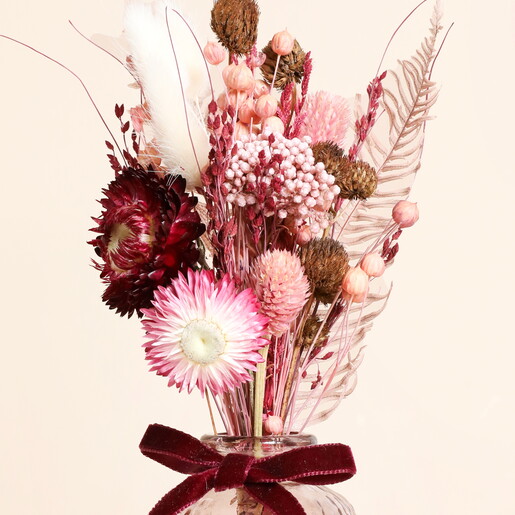 Mulberry Dried Flower Posy in Vase Mulberry Dried Flower Posy in Vase