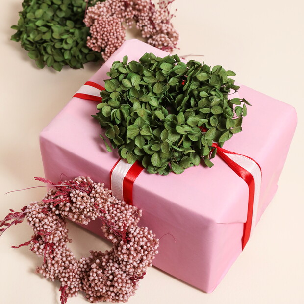 Set of 4 Mini Wreath Christmas Decorations Set of 4 Mini Wreath Christmas Decorations