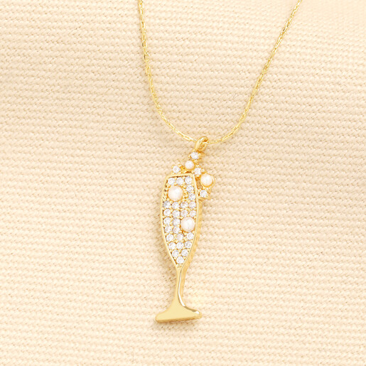 gold plated pendant necklace in gold