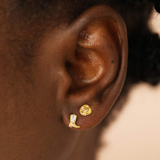 close up of western-style studs in gold