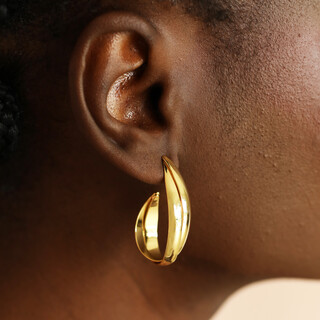 Organic Interlocking Hoop Earrings in Gold
