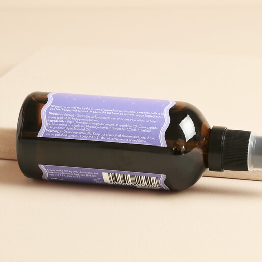 Back of the Ray and Reset room spray bottle detailing directions and ingredients.