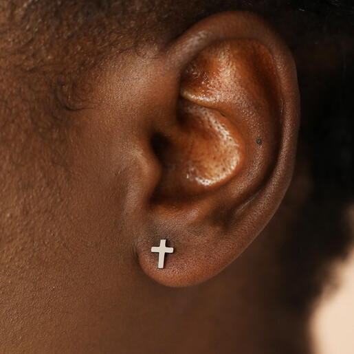 close up model shot of waterproof stud earrings