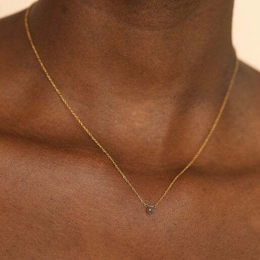 stainless steel pendant necklace in gold 