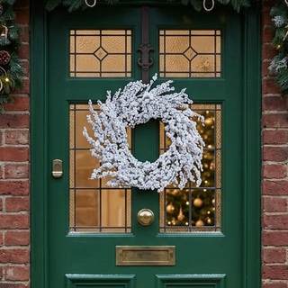 White Snowy Berry Decorative Wreath