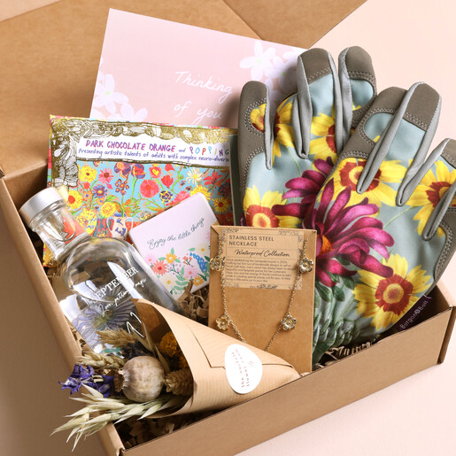 contents of garden lovers gift hampers
