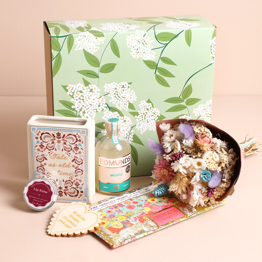 hamper for a flower enthusiast