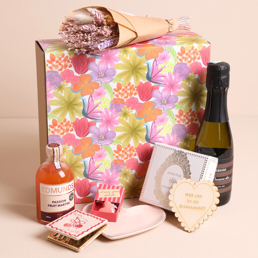Build Your Own Bridesmaid Gift Hamper with bridesmaid proposal gifts outside of packaging
