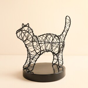 Battery Powered Black Wire Cat Light