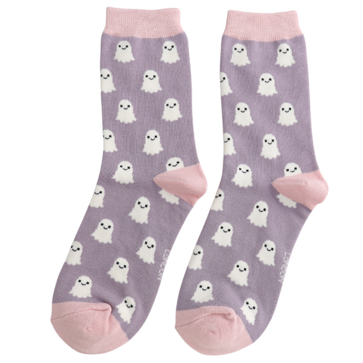 Pair of lilac bamboo socks with smiling ghost pattern and pink cuffs