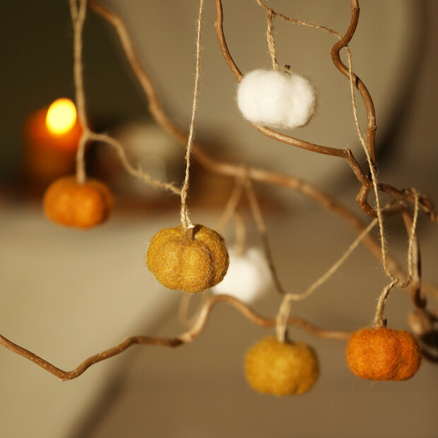 Felt Mini Pumpkin Garland