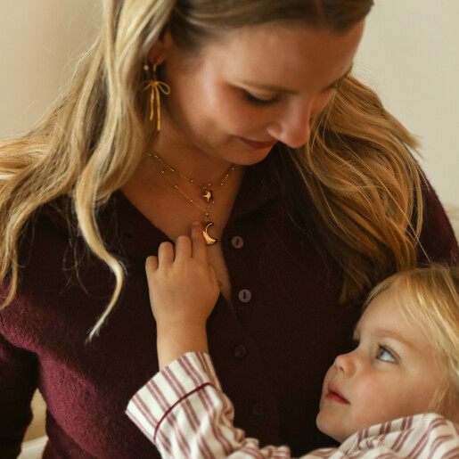 mother and child lifestyle shot of waterproof double layer necklace