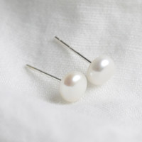 Medium Ivory Sterling Silver Freshwater Pearl Stud Earrings