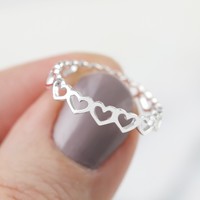 Sterling Silver Linked Heart Band Ring