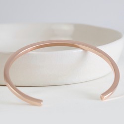 Polished Rose Gold Bar Bangle
