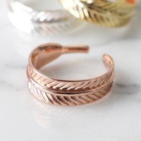 Adjustable Feather Ring in Rose Gold