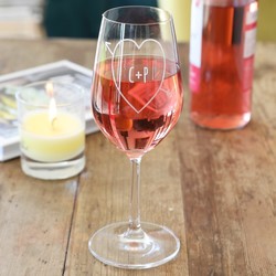 Personalised Engraved Heart & Arrow Wine Glass