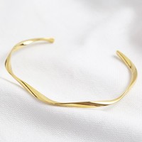Twisted Organic Shape Bangle in Gold